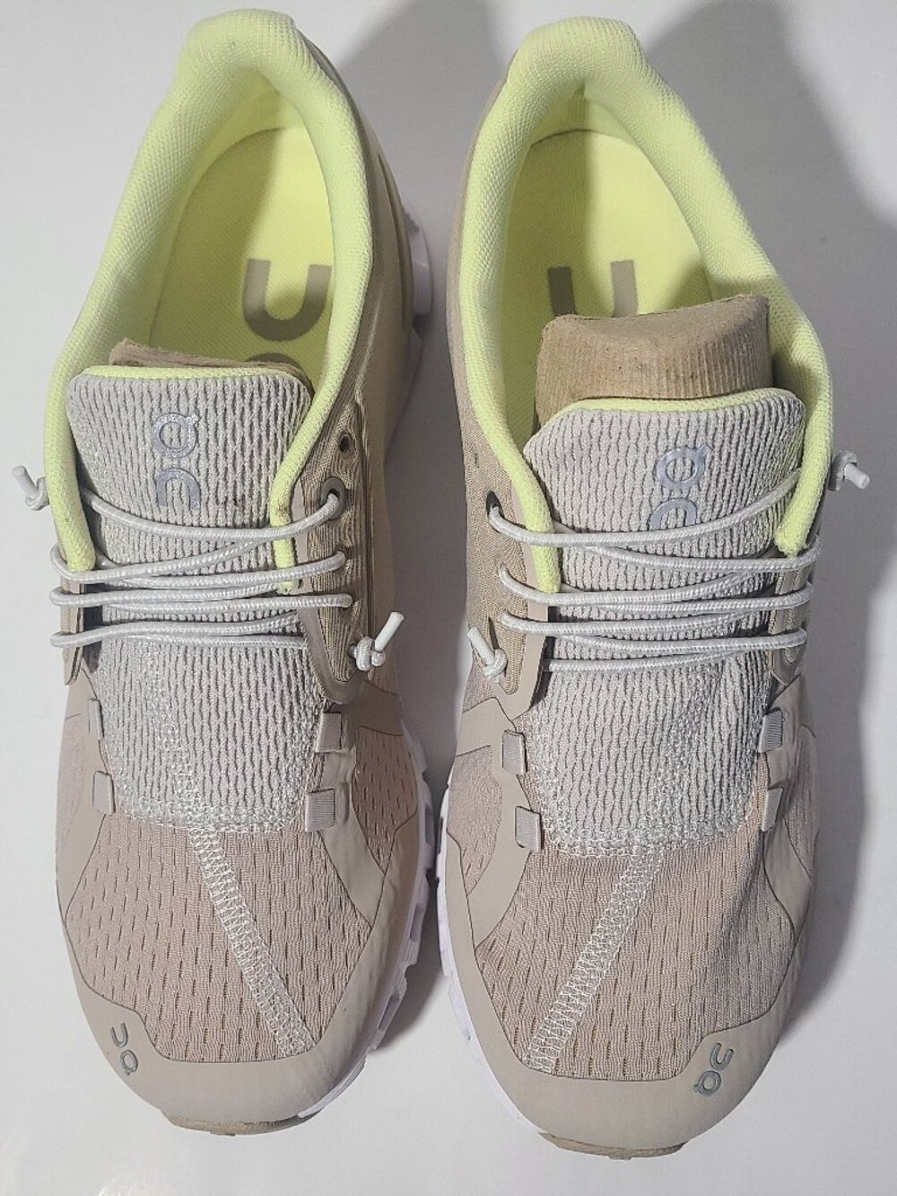 On Cloud Beige/White/Yellow Women's Shoes Size 7 NWOB - Picture 2 of 8